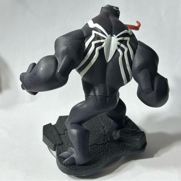 Disney Infinity 2.0 x Marvel - Venom 🖤 Buy 4 $14 Figures Get TWO $14s FREE - Picture 3 of 4